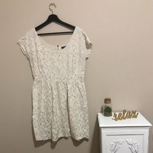 Banana Republic Off white lace dress